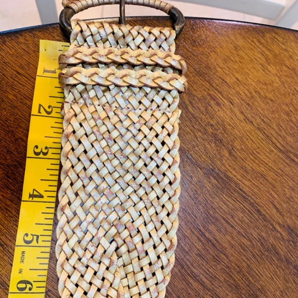 Fossil Leather Belt Metallic Gold Woven Braided Wide Womens Size M Twist Preppy - Picture 9 of 12